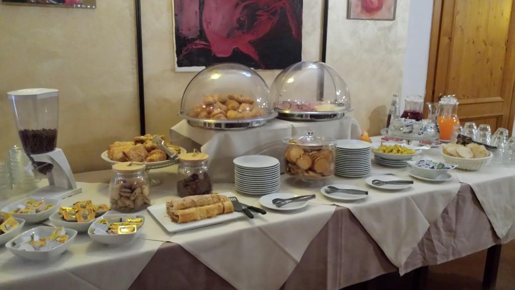 Hotel Al Barco Santo Stino di Livenza Bagian luar foto